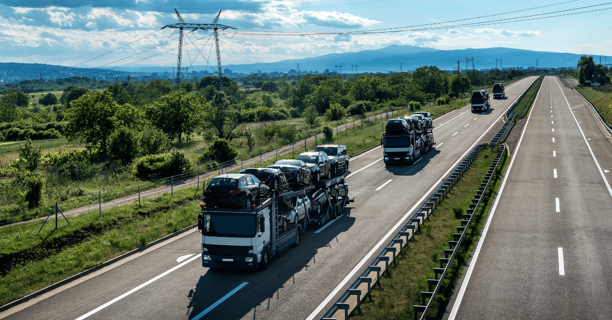 Enclosed Or Open Trailers Auto Shipping blog post image